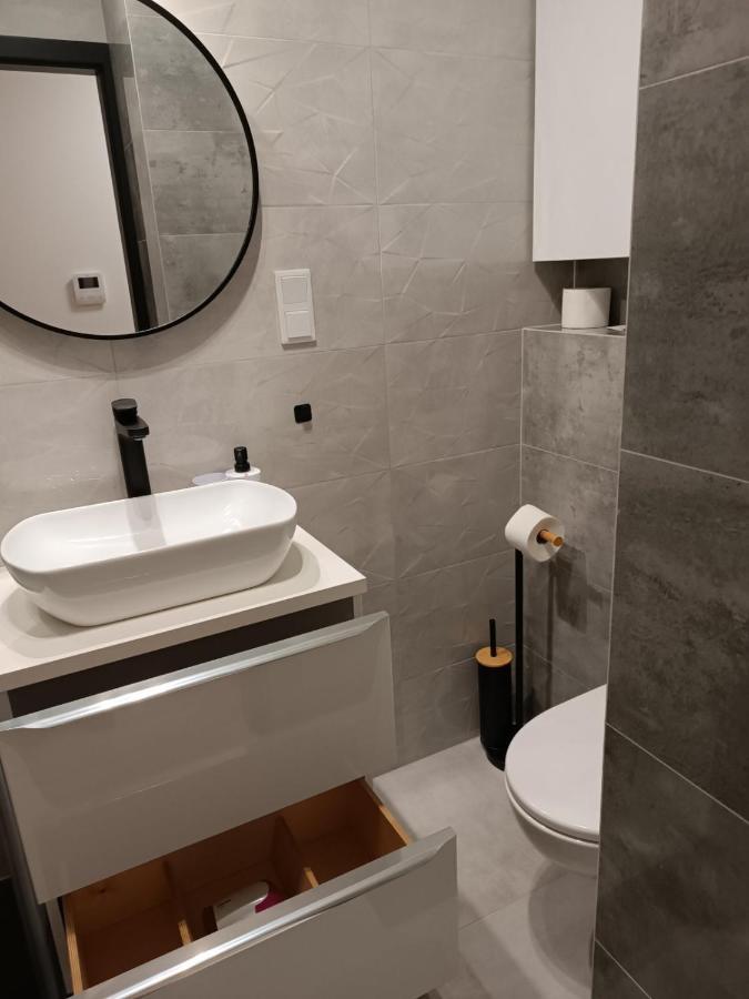 Apartamenty Wiktoryn 6A Warschau Buitenkant foto