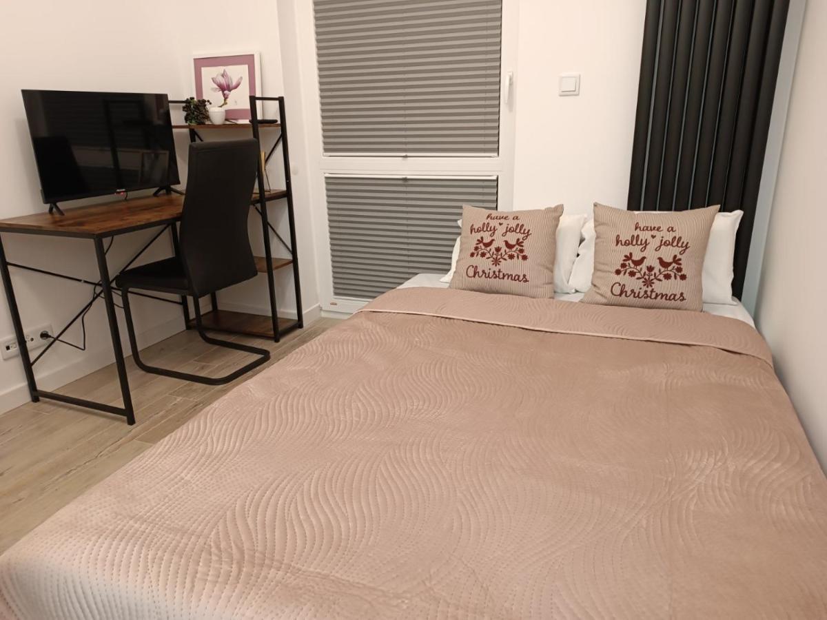 Apartamenty Wiktoryn 6A Warschau Buitenkant foto