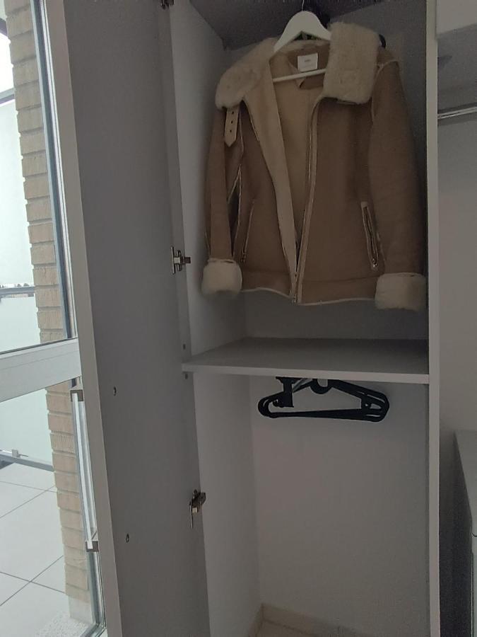 Apartamenty Wiktoryn 6A Warschau Buitenkant foto