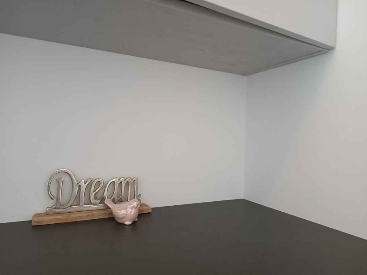 Apartamenty Wiktoryn 6A Warschau Buitenkant foto