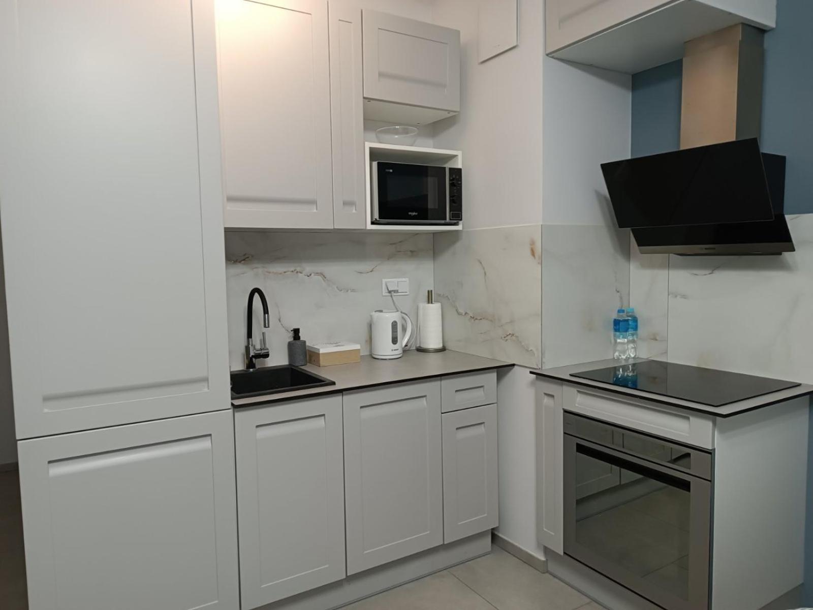 Apartamenty Wiktoryn 6A Warschau Buitenkant foto
